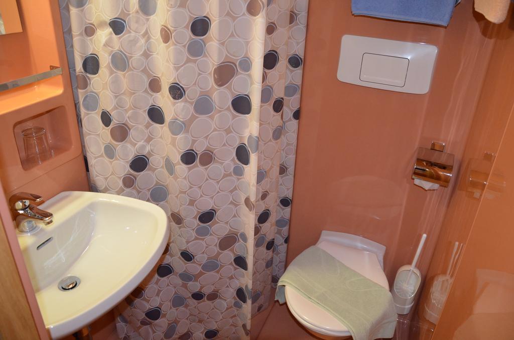 Gasthof "Zur Gemuetlichkeit" Bschlabs Zewnętrze zdjęcie